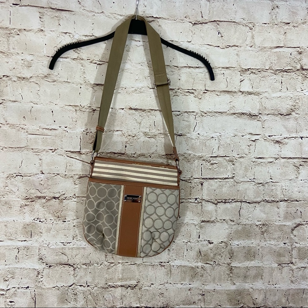 Nine West shoulder adjustable tan mini bag - Picture 3 of 7